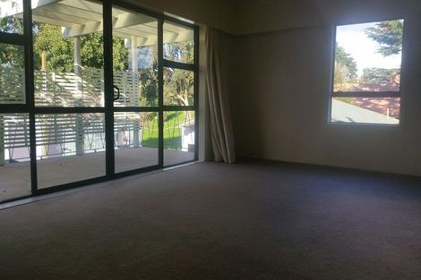 Photo of property in 1/31 Halver Road, Hillpark, Auckland, 2102