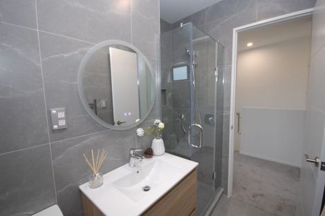 Photo of property in 123a Sunnynook Road, Forrest Hill, Auckland, 0620