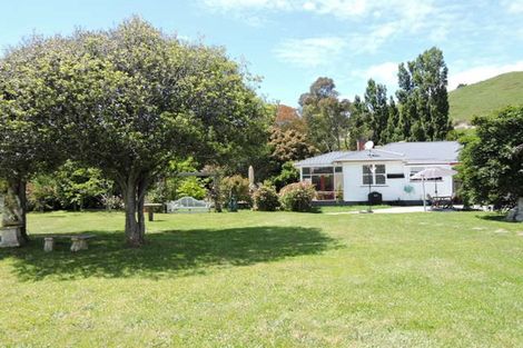 Photo of property in 71 State Highway 4, Okoia, Whanganui, 4573
