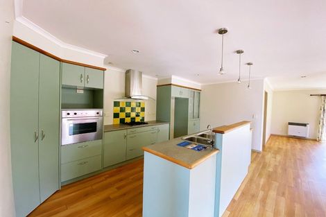 Photo of property in 4 Shiraz Place, Rototuna, Hamilton, 3210