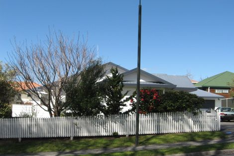Photo of property in 3 Village Park Drive, Welcome Bay, Tauranga, 3112