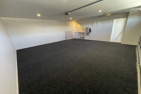 Photo of property in 17 Sunnyheights Road, Orewa, 0931