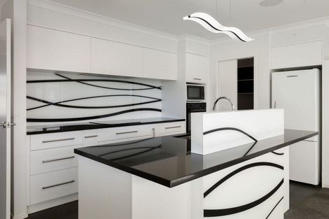 Photo of property in 20b Carisbrooke Street, Katikati, 3129