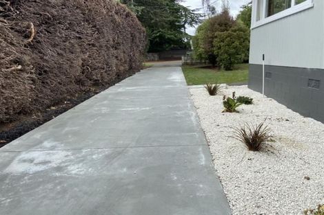 Photo of property in 17 Kereru Street, Two Mile Bay, Taupo, 3330