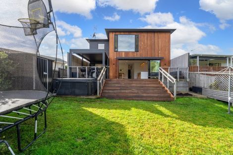Photo of property in 25a Marvon Downs Avenue, Pakuranga Heights, Auckland, 2010