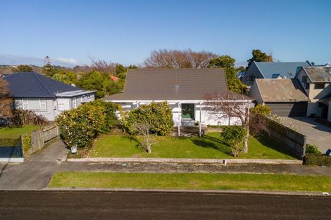 Photo of property in 70 Jickell Street, Hokowhitu, Palmerston North, 4410