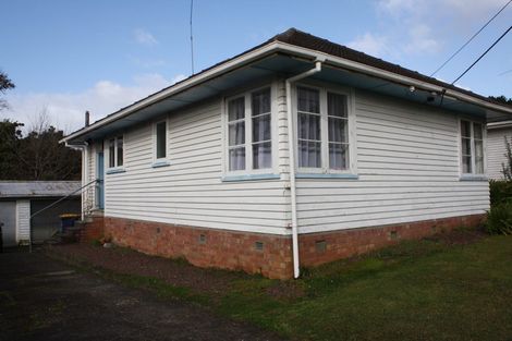 Photo of property in 17 Wilsher Crescent, Henderson, Auckland, 0612