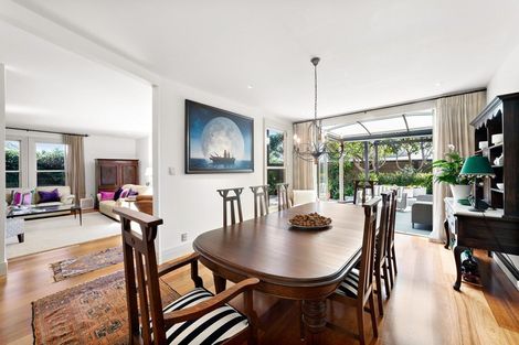 Photo of property in 84 Muritai Road, Eastbourne, Lower Hutt, 5013