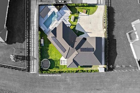 Photo of property in 15 Mike Smith Drive, Cambridge, 3434