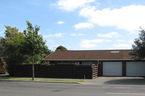 Photo of property in 370c Yaldhurst Road, Russley, Christchurch, 8042