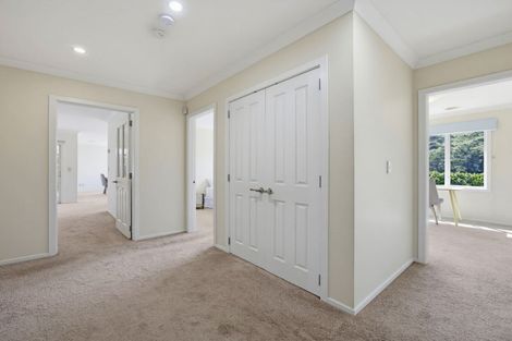 Photo of property in 47 Te Puia Drive, Aotea, Porirua, 5024