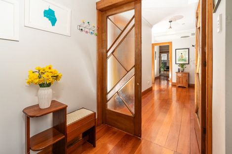 Photo of property in 75 Miramar Avenue, Miramar, Wellington, 6022