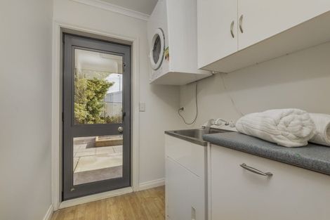 Photo of property in 6b Fovant Street, Russley, Christchurch, 8042