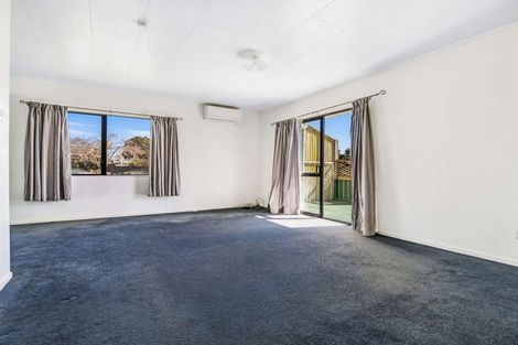 Photo of property in 2 Walton Place, Ngatea, 3503