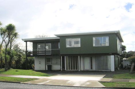 Photo of property in 120 Bramley Drive, Farm Cove, Auckland, 2012