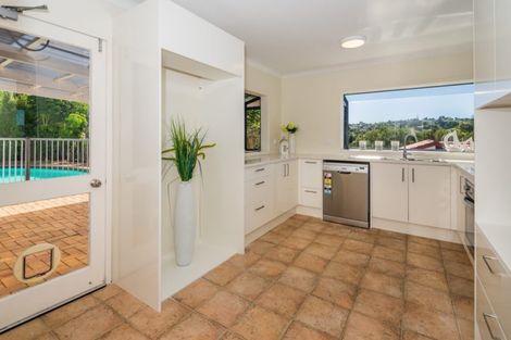 Photo of property in 129 Stapleford Crescent, Browns Bay, Auckland, 0630