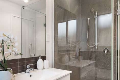 Photo of property in 73 Bert Wall Drive, Omokoroa, 3114