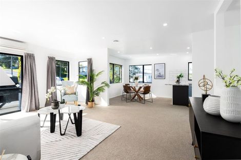 Photo of property in 1/44 Becroft Drive, Forrest Hill, Auckland, 0620