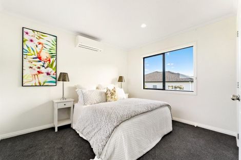 Photo of property in 19 Virginia Street, Henderson, Auckland, 0612