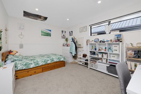 Photo of property in 11 Tiria Drive, Papamoa Beach, Papamoa, 3118