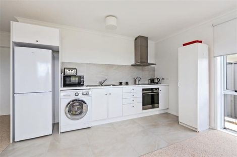 Photo of property in 7 Aparima Place, Awatoto, Napier, 4110