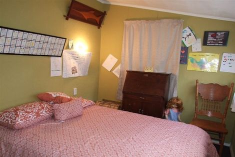 Photo of property in 23 Brough Street, Palmerston, 9430