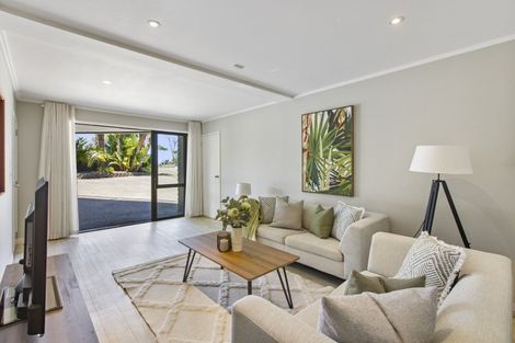 Photo of property in 358 Upper Harbour Drive, Greenhithe, Auckland, 0632