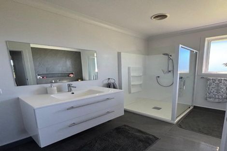 Photo of property in 12 Settlers View, Waipu, 0510