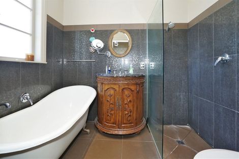 Photo of property in 51 Cambridge Road, Hillcrest, Hamilton, 3216