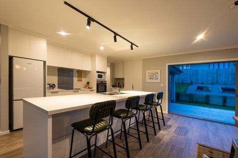 Photo of property in 15 Poplar Grove, Feilding, 4702