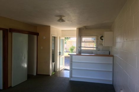 Photo of property in 2 Cameron Road, Hamilton East, Hamilton, 3216