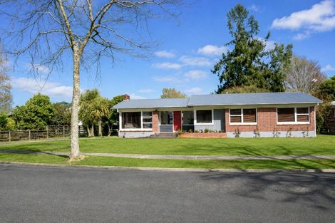 Photo of property in 11 Hooker Avenue, Chedworth, Hamilton, 3210