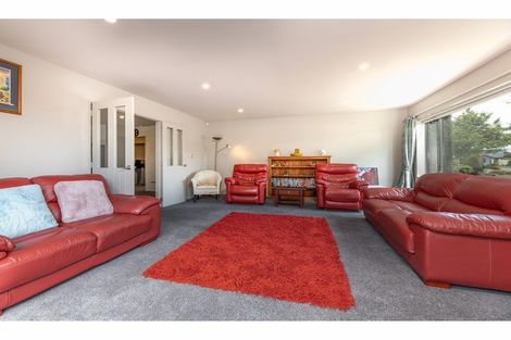 Photo of property in 28 Cedar Place, Rangiora, 7400