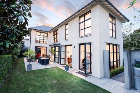 Photo of property in 20a Repton Street, Merivale, Christchurch, 8014