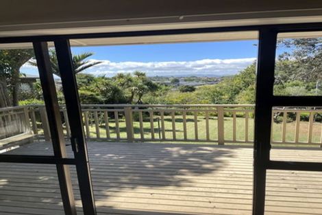 Photo of property in 2/42 Minerva Terrace, Cockle Bay, Auckland, 2014