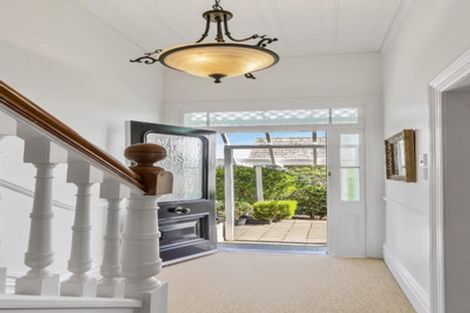 Photo of property in 8a Alberon Street, Parnell, Auckland, 1052
