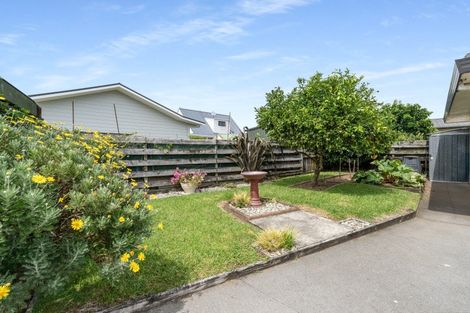 Photo of property in 109 Everitt Crescent, Whangamata, 3620