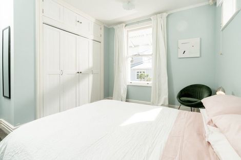 Photo of property in 8 Port Street, Mount Victoria, Wellington, 6011