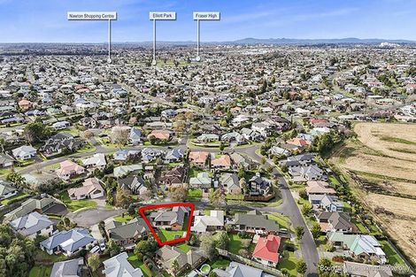 Photo of property in 5 Guernsey Place, Grandview Heights, Hamilton, 3200