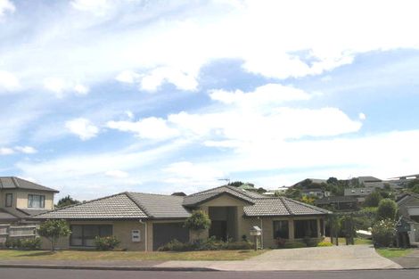 Photo of property in 24 Centorian Drive, Windsor Park, Auckland, 0632