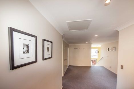 Photo of property in 43 Erlestoke Crescent, Churton Park, Wellington, 6037