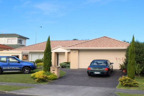 Photo of property in 26 Ambleside Drive, Northpark, Auckland, 2013