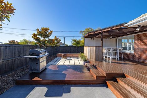 Photo of property in 2 Pembroke Street, Avondale, Christchurch, 8061