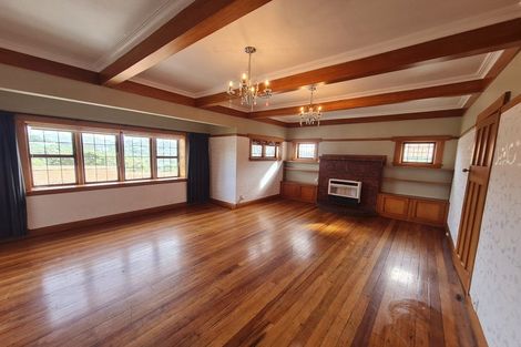 Photo of property in 17 Saint Michaels Crescent, Kelburn, Wellington, 6012