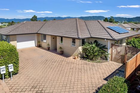 Photo of property in 63b Malta Crescent, Katikati, 3129