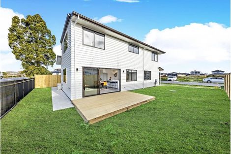 Photo of property in 33 Sapwood Crescent, Takanini, 2110