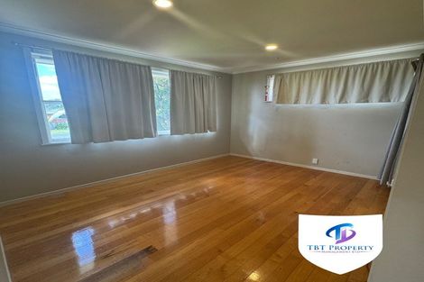 Photo of property in 14 Portadown Avenue, Pakuranga Heights, Auckland, 2010