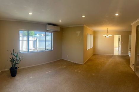 Photo of property in 14 Shankill Place, East Tamaki, Auckland, 2013