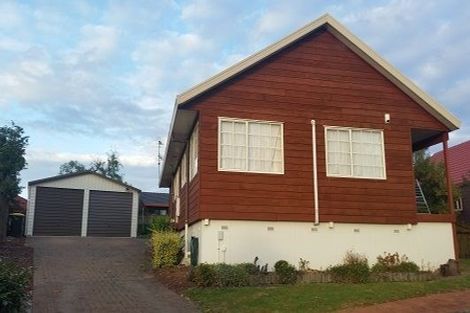 Photo of property in 38 Burswood Drive, Burswood, Auckland, 2013