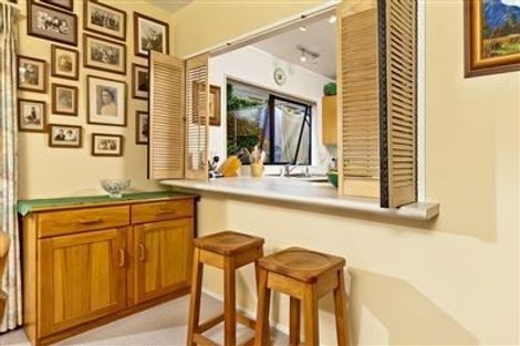 Photo of property in 2/14 Aramoana Avenue, Devonport, Auckland, 0624